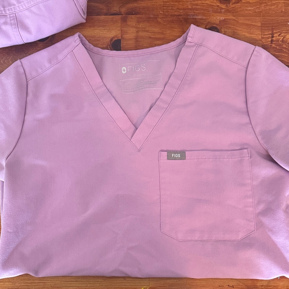 Figs Dusk Catarina One Pocket Scrub Top